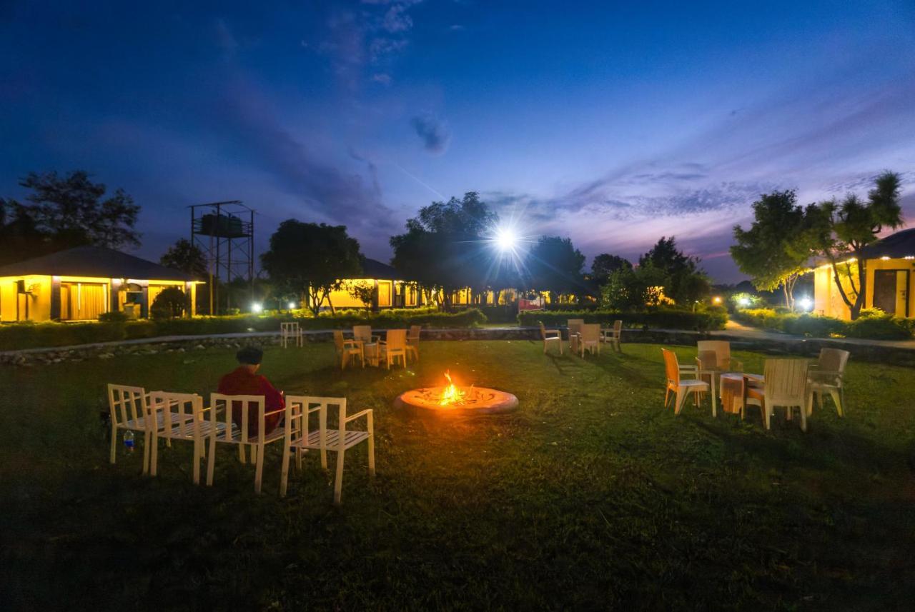 Tusk And Roar Corbett Resort, Jim Corbett Rāmnagar Eksteriør billede